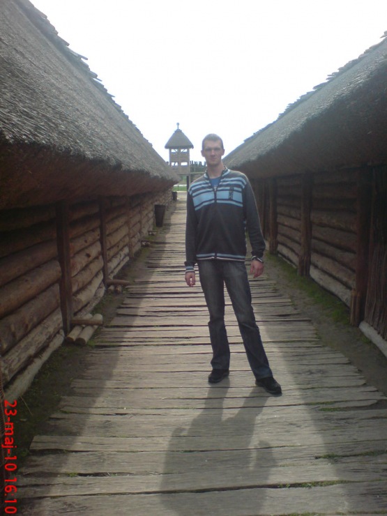 Arek56