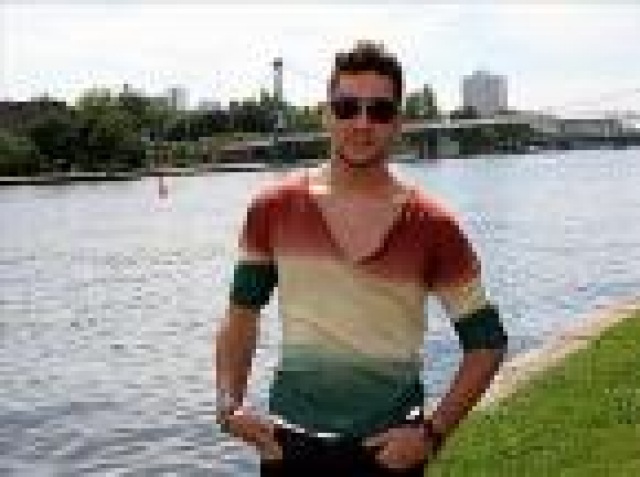 adrian8