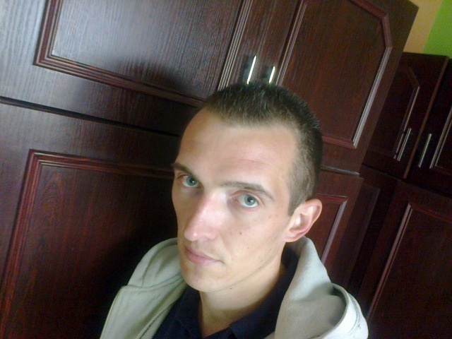 robert0123