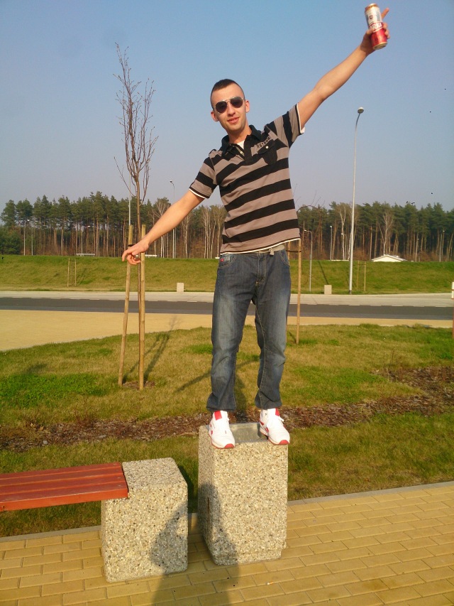tomek16100