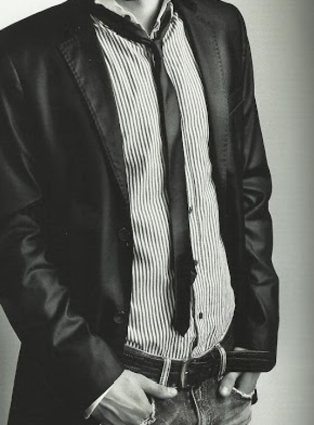 SexyDamien001