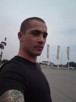 ROBERT