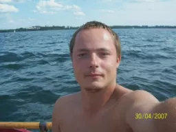 adrian03091987
