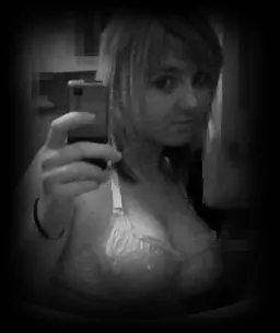 Angelaa1678