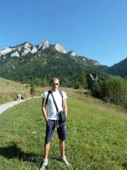 Wysoki_Student_