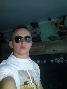 młody190023