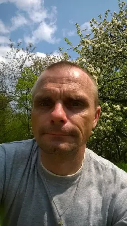 pawel05